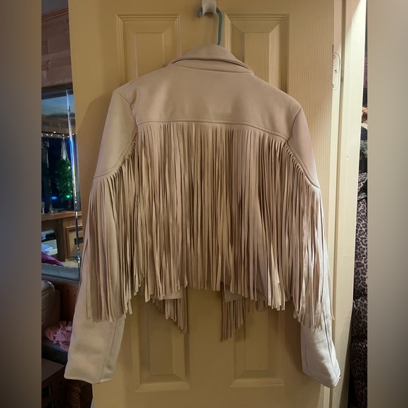 Flawless- Walford Cropped Faux Suede Fringe Jacket - Size L - Picture 2 of 10